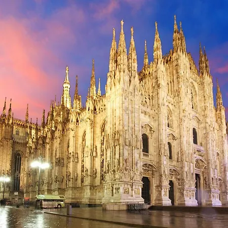 Apartment Superb White Flat Milan