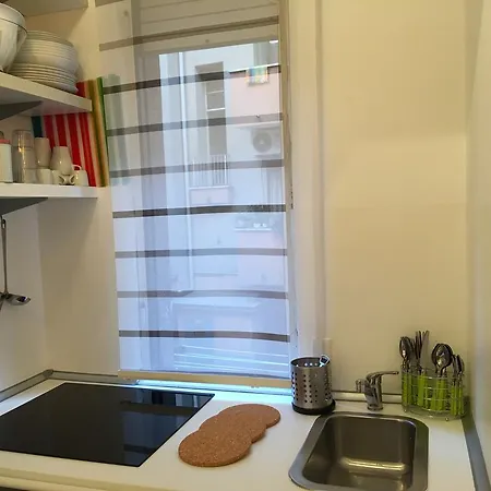 Superb White Flat Apartmán