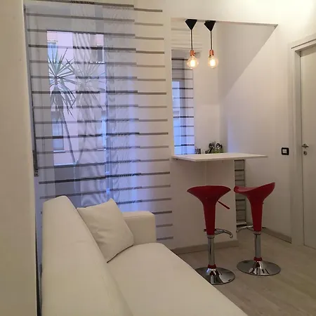 Superb White Flat Milan