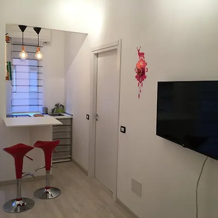 Apartment Superb White Flat Milan